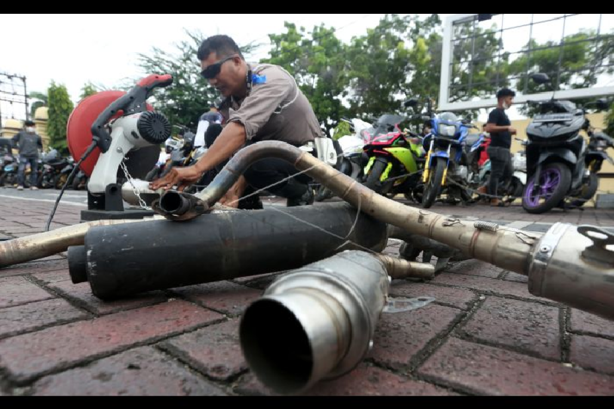 Polisi ingatkan pengendara sepeda motor tidak gunakan knalpot brong