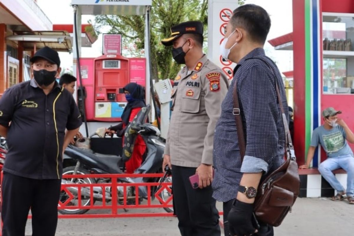Kapolres  Tanjungbalai cek ketersediaan BBM di SPBU