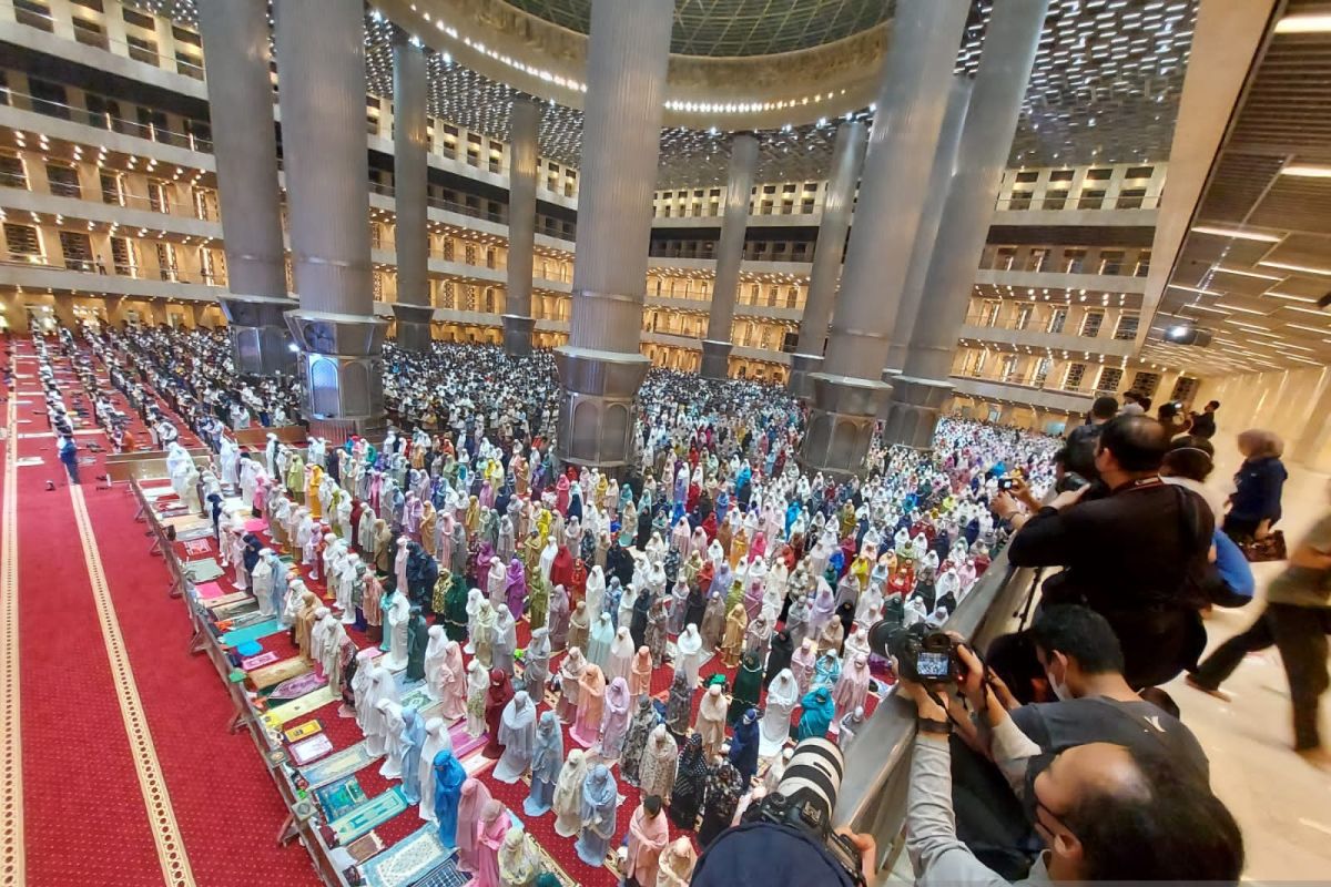 Masjid Istiqlal siapkan masker cadangan bagi jamaah