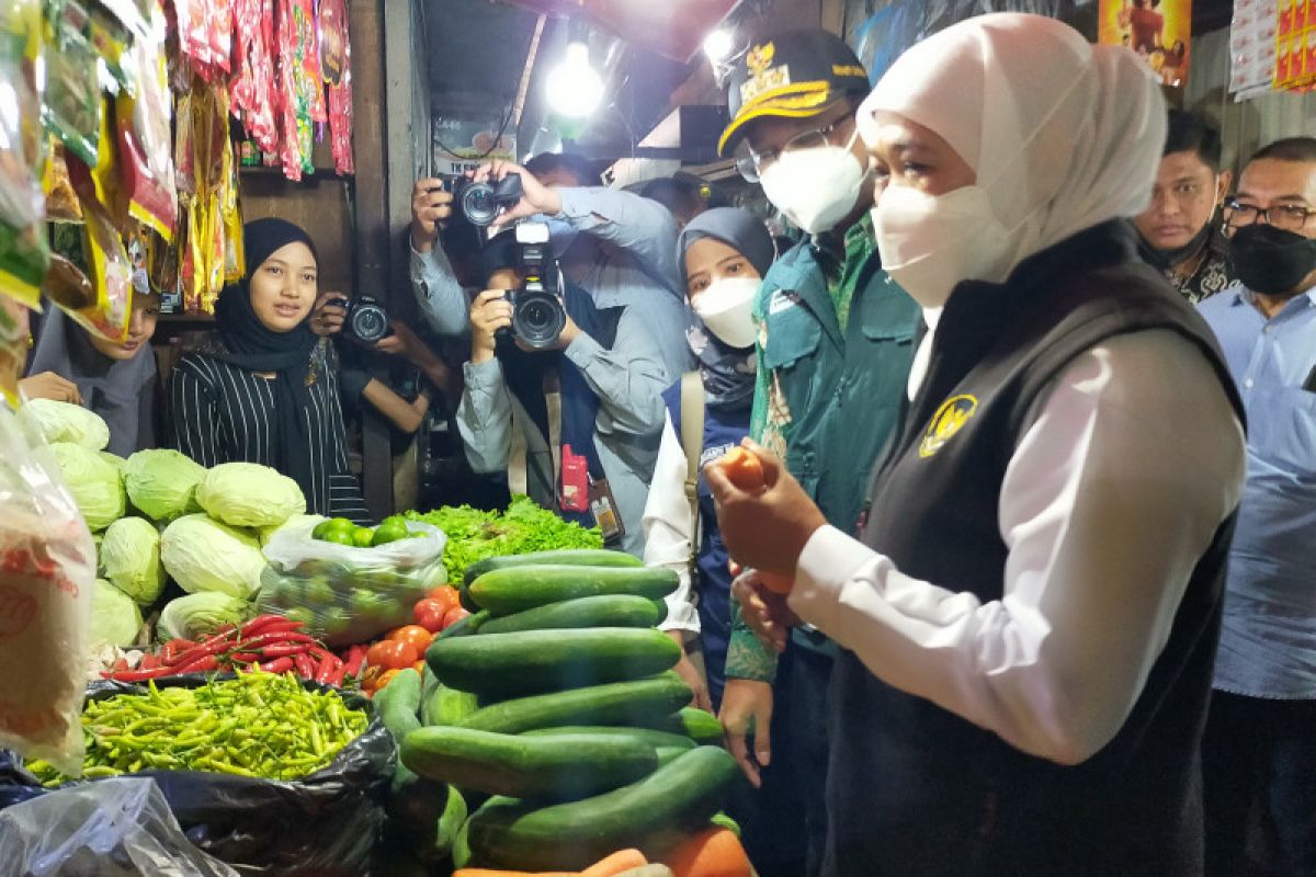 Gubernur Khofifah pastikan suplai bahan pokok bulan Ramadhan stabil