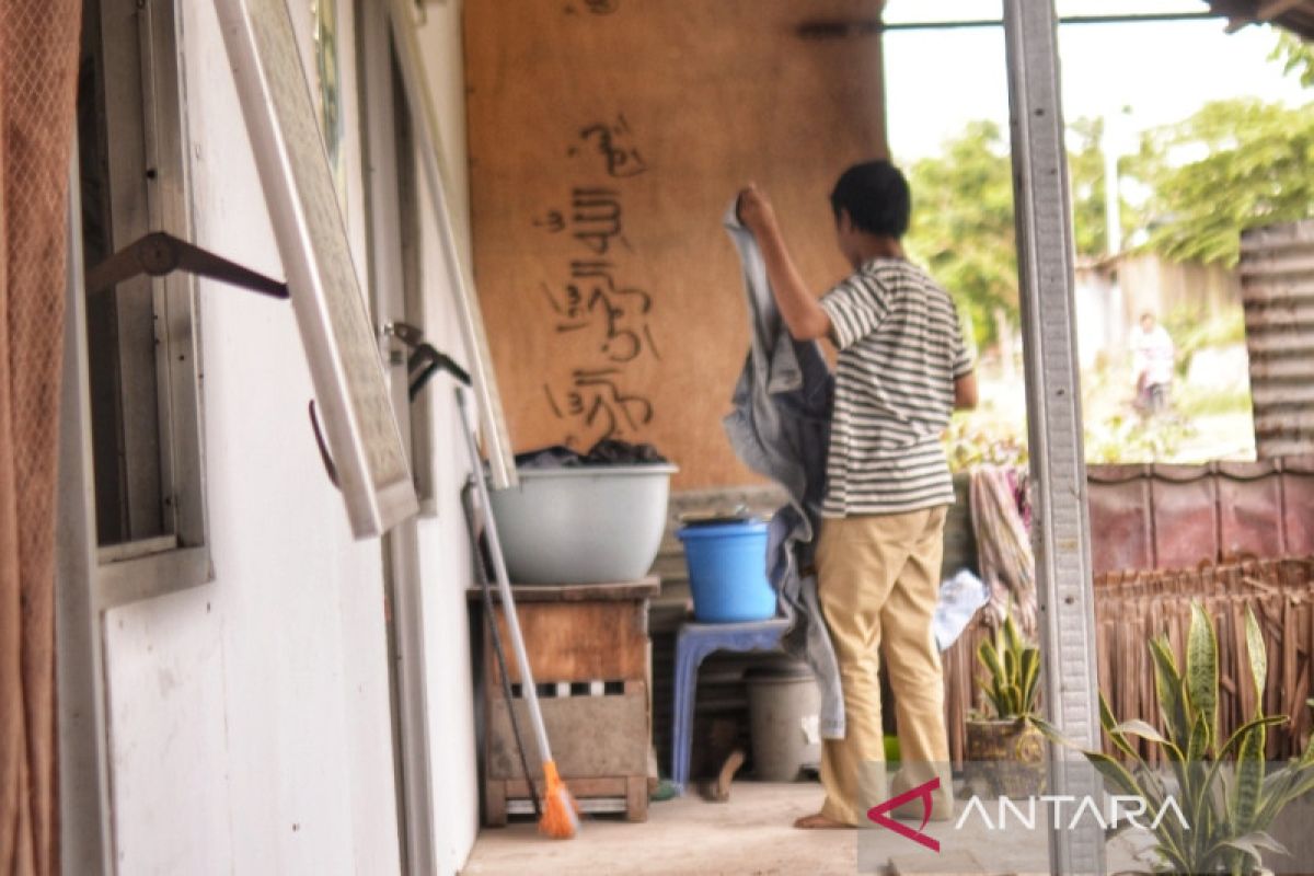 Penyintas gempa Palu empat kali  jalani puasa Ramadhan di huntara