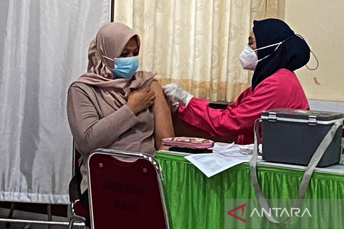 Satgas COVID-19 sarankan umat Islam vaksinasi penguat pagi hari