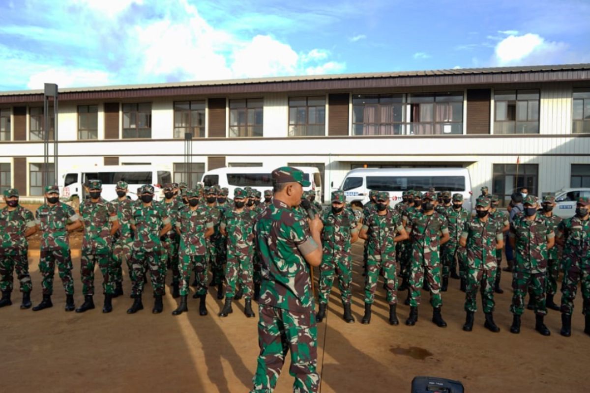 Pangdam Pattimura tinjau proyek strategis nasional di Pulau Obi, pastikan operasional aman