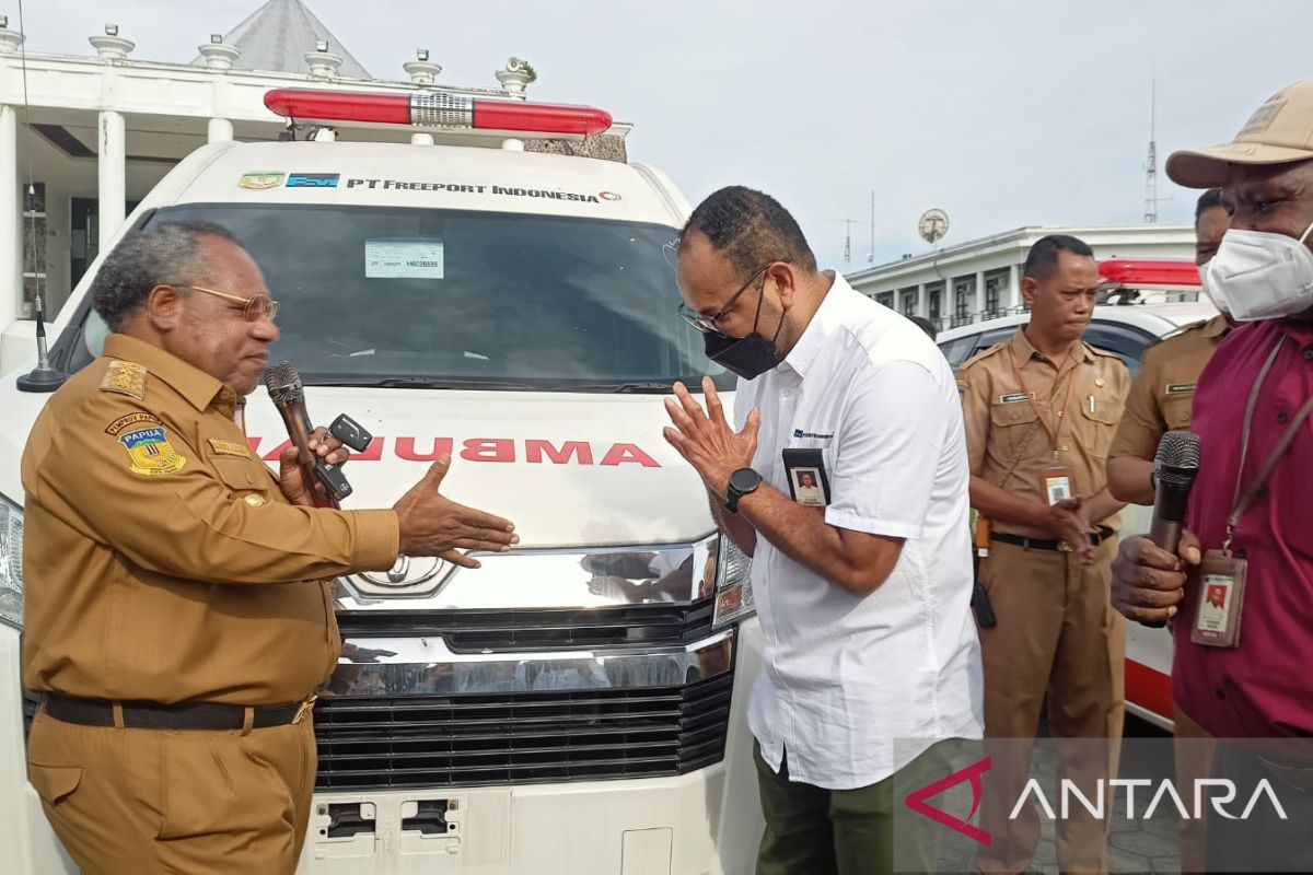 PT Freeport hibahkan ambulance mini ICU ke Dinkes Mimika
