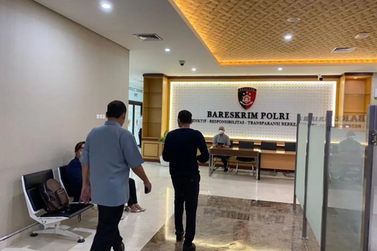 Penyidik bilang Fakarich punya hubungan bisnis dengan Indra Kenz