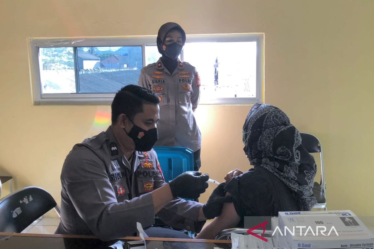 Pemkab Cianjur tetap layani vaksinasi COVID-19 selama Ramadhan 1443 H