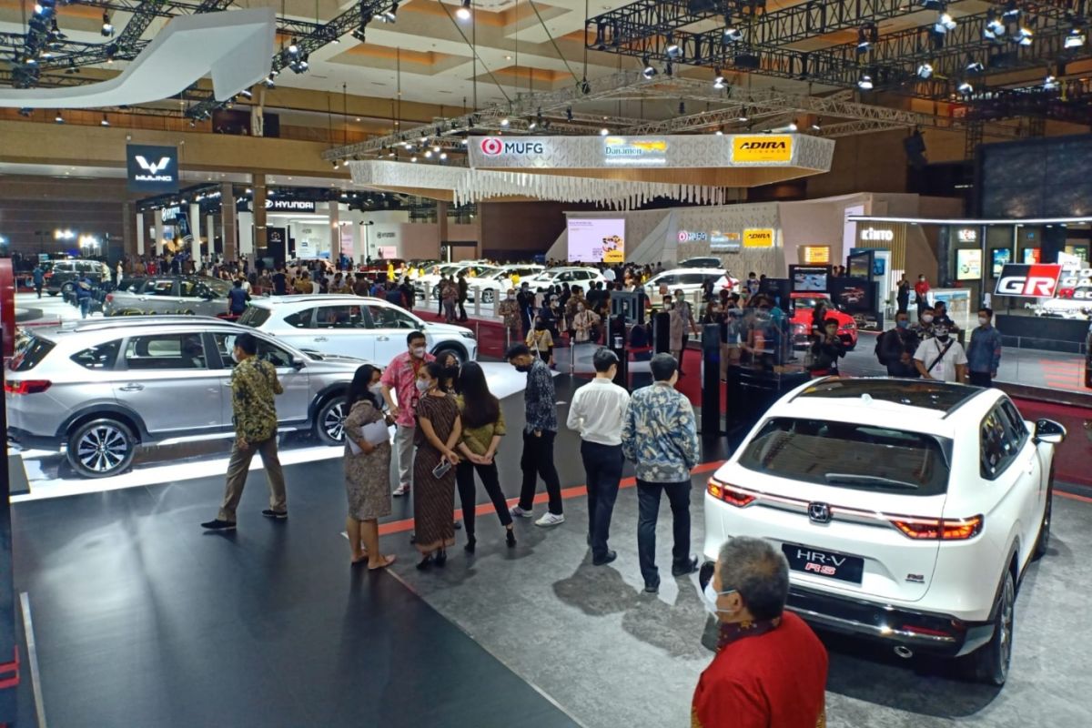 Tiga perusahaan berkomitmen bangun ekosistem industri otomotif nasional