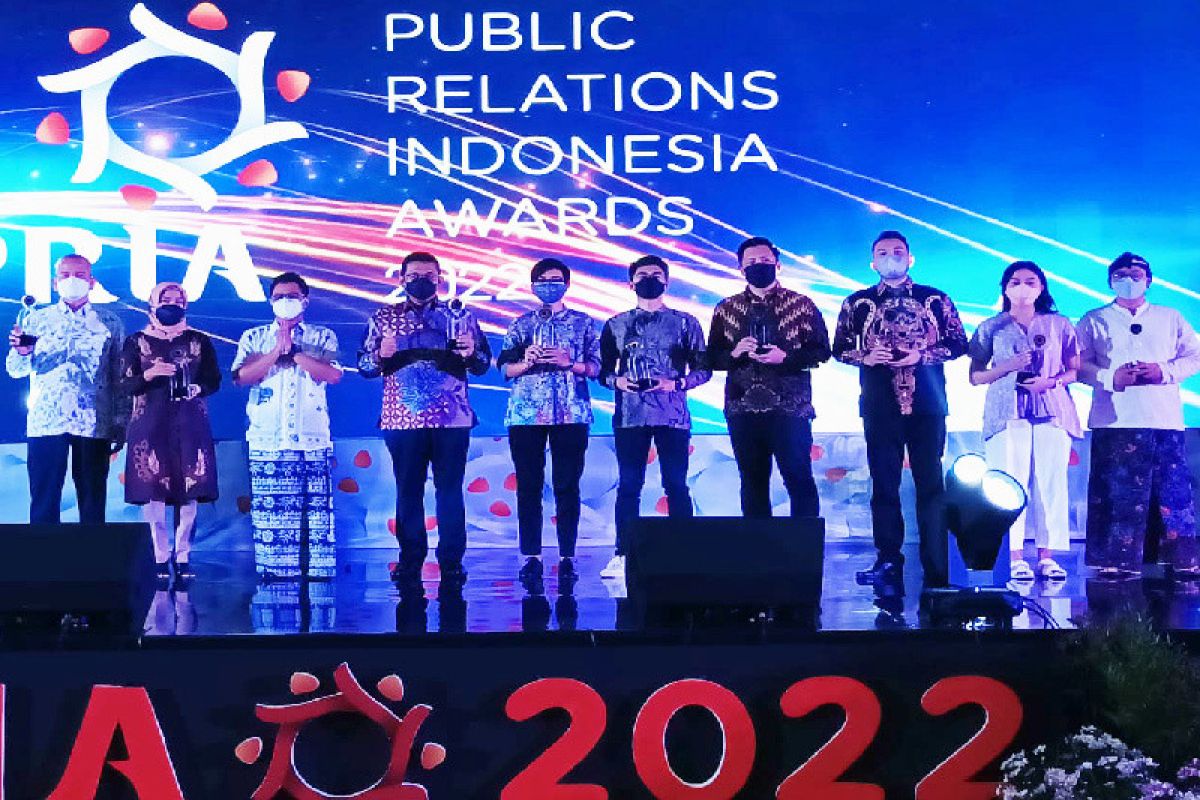 Program CSR Warteg Gratis Alfamart dari Sabang-Merauke peroleh penghargaan di PRIA 2022