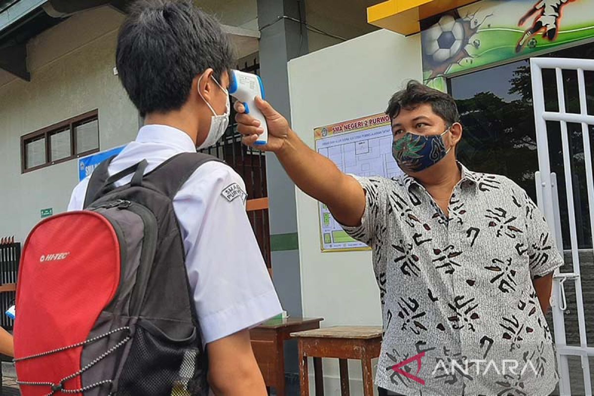 Banyumas izinkan sekolah gelar PTM 100 persen