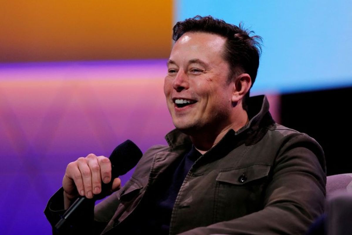Elon Musk jadi pemegang saham teratas di twitter