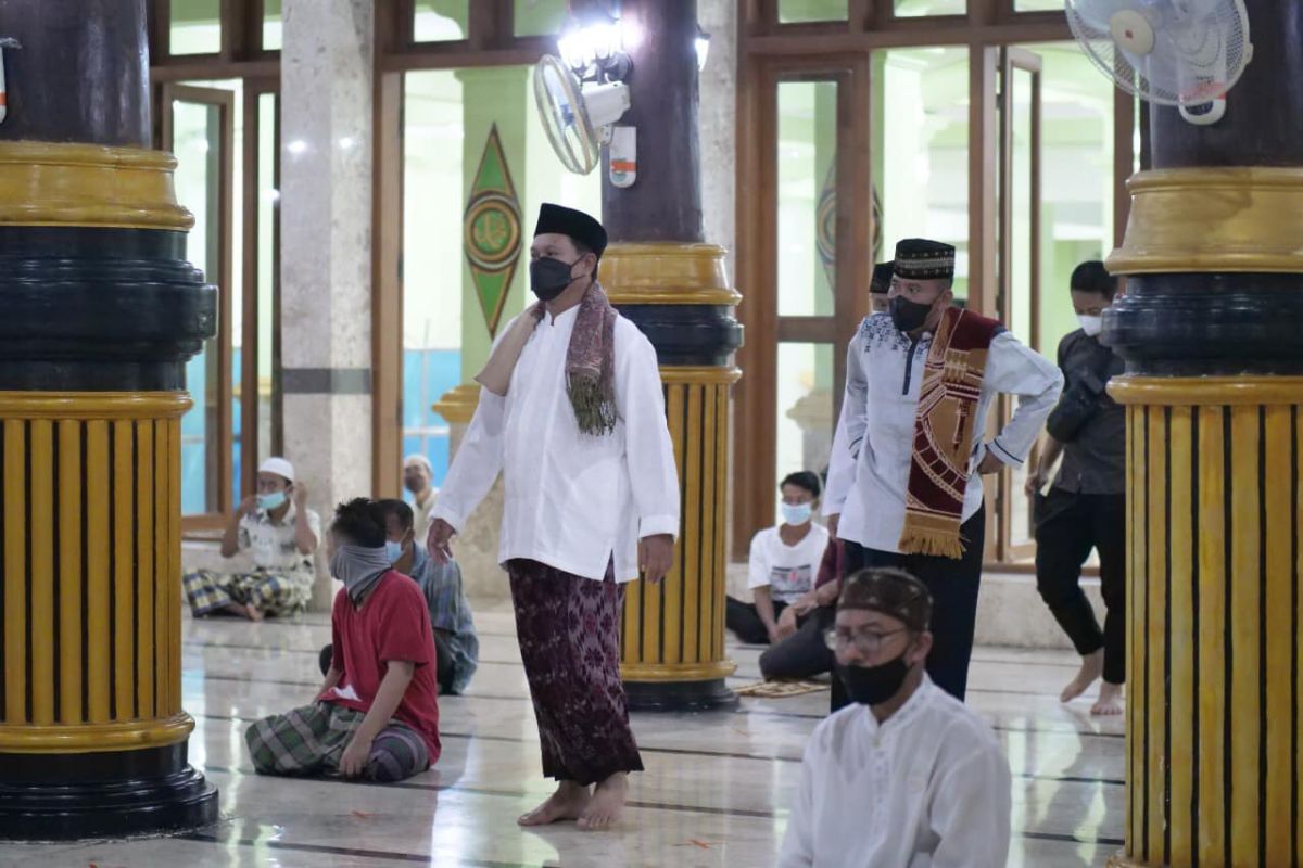 Wali Kota Madiun minta warga disiplin prokes saat Ramadhan