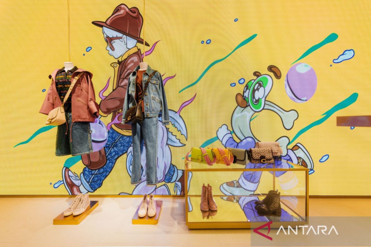 Coach hadirkan butik digital pertama di Plaza Indonesia