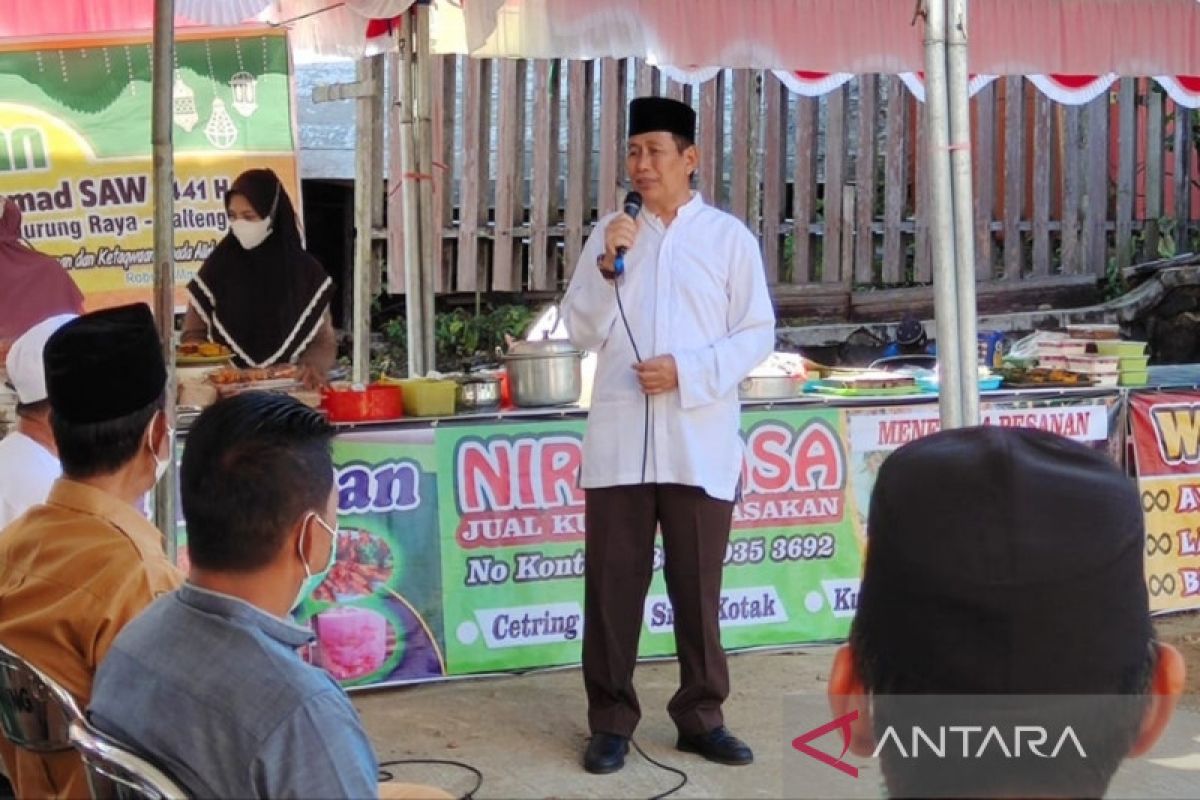 Pedagang di Pasar Ramadhan Murung Raya diberi bantuan modal