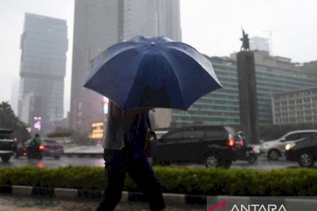 Jakarta diprakirakan hujan ringan Sabtu pagi hingga malam