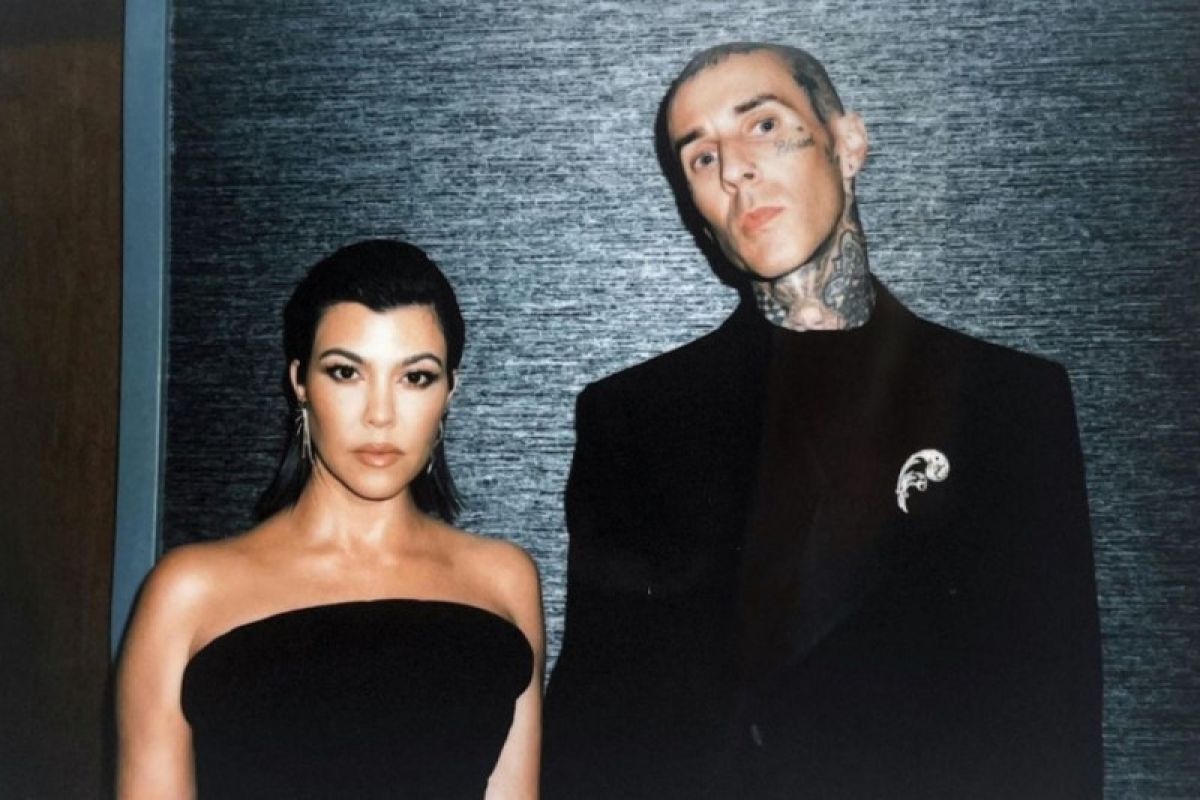 Kourtney Kardashian dan Travis Barker telah menikah