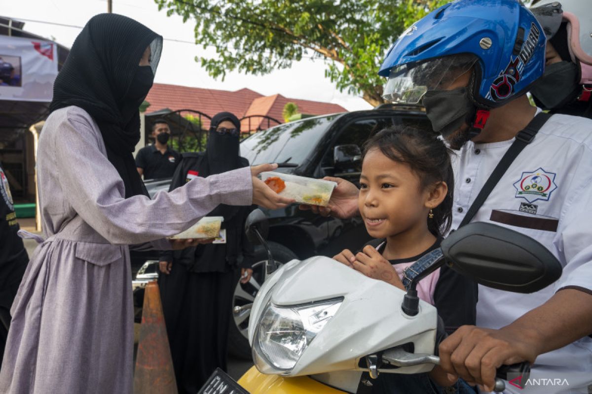 Dosen Unusa bagi tips ajarkan anak puasa