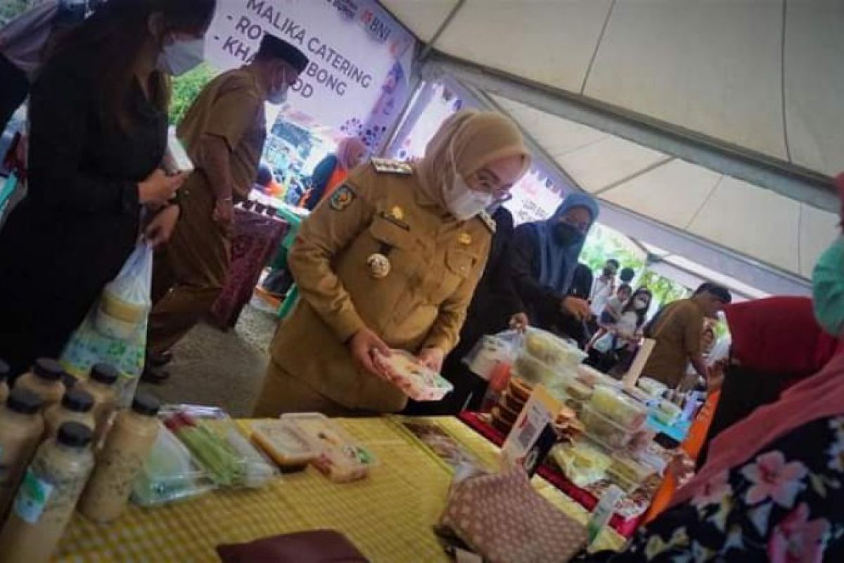 70 lapak pedagang meramaikan Kampung Ramadhan di Mamuju