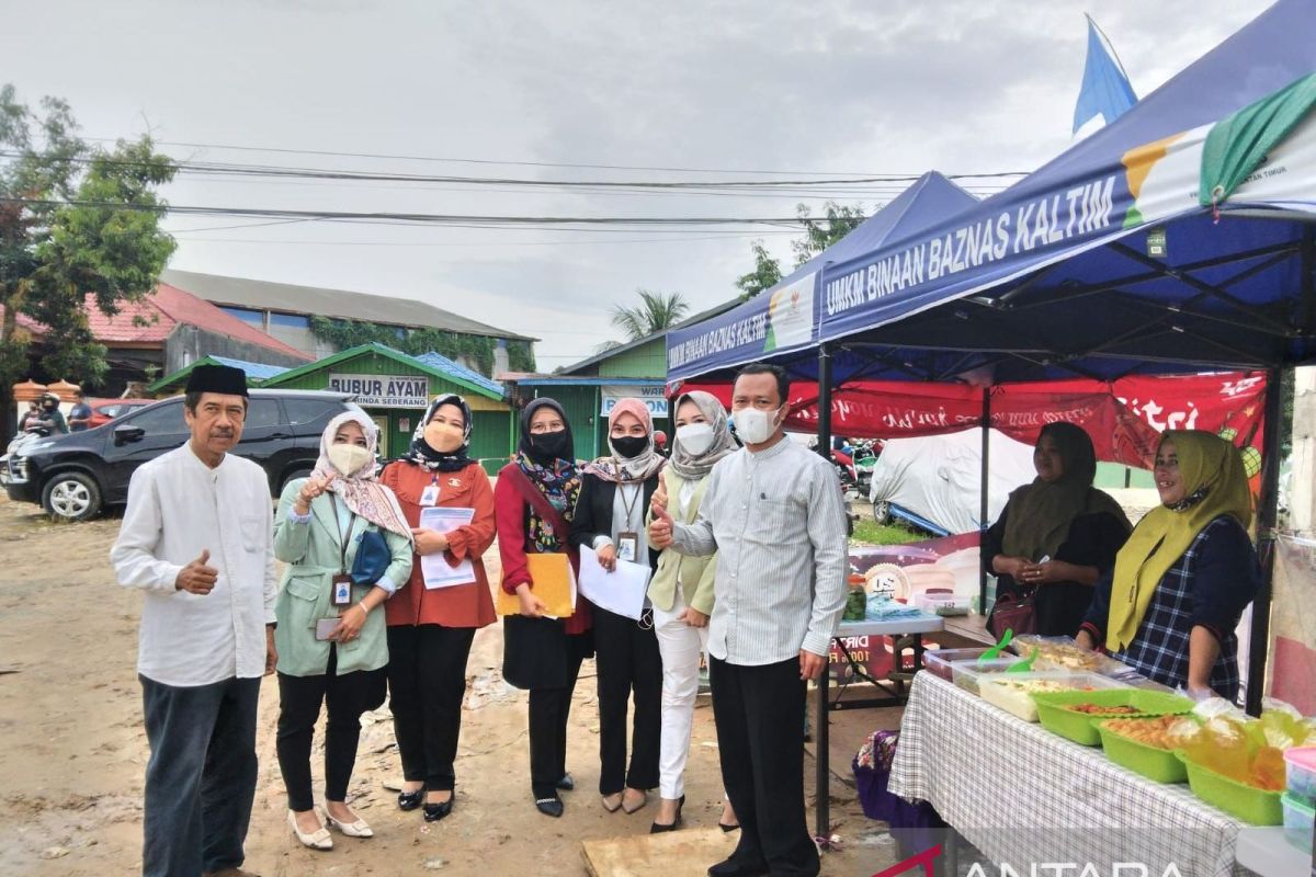 Baznas Kaltim beri modal 42 UMKM untuk jualan di Pasar Ramadhan