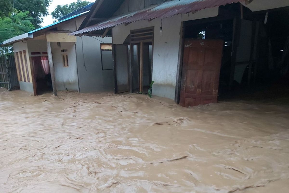 Ribuan keluarga terdampak banjir Belang-Ratatotok, ini data lengkapnya