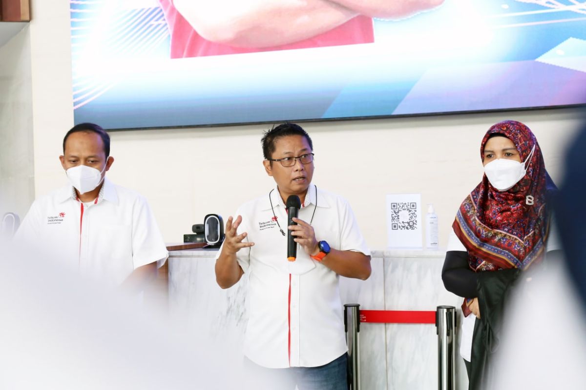 Telkom Regional V gelontorkan dana TJSL Rp10,7 miliar