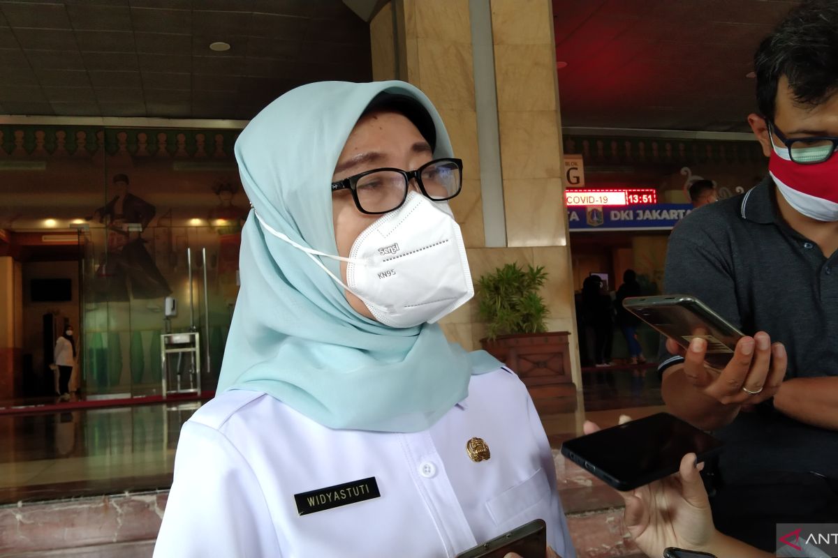 Jakarta to provide booster doses at bus terminals, train stations