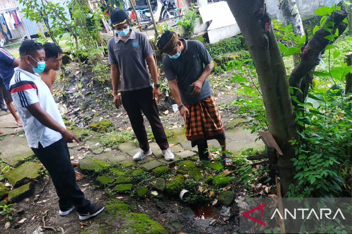 Tim DLHK Denpasar tertibkan usaha sablon yang cemari sungai
