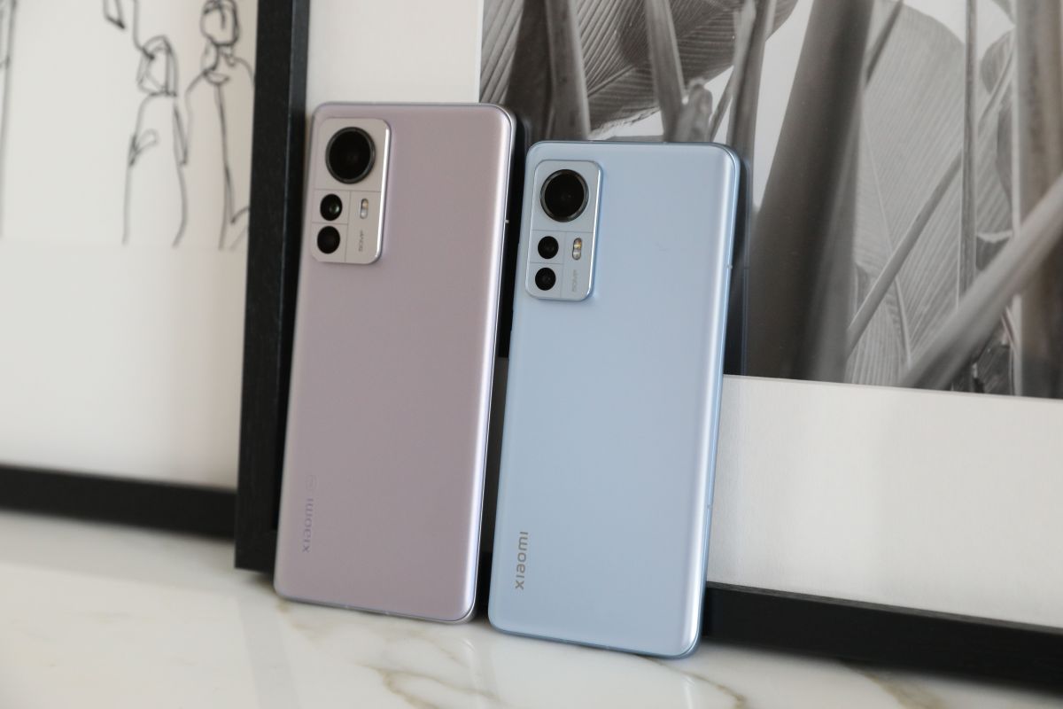 Xiaomi 12 series jagokan kamera dan desain, ini spesifikasi & harganya