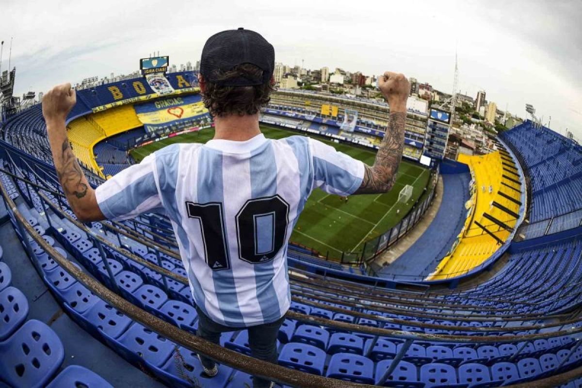 Lelang jersey sang Legenda Maradona 'Tangan Tuhan' raup Rp75,1 miliar