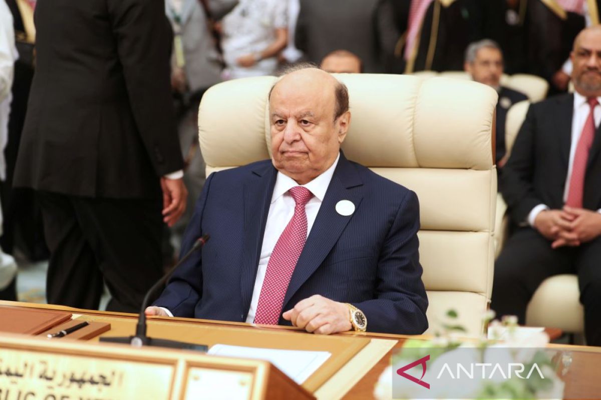 Presiden Yaman berhentikan wapresnya, serahkan wewenang ke dewan