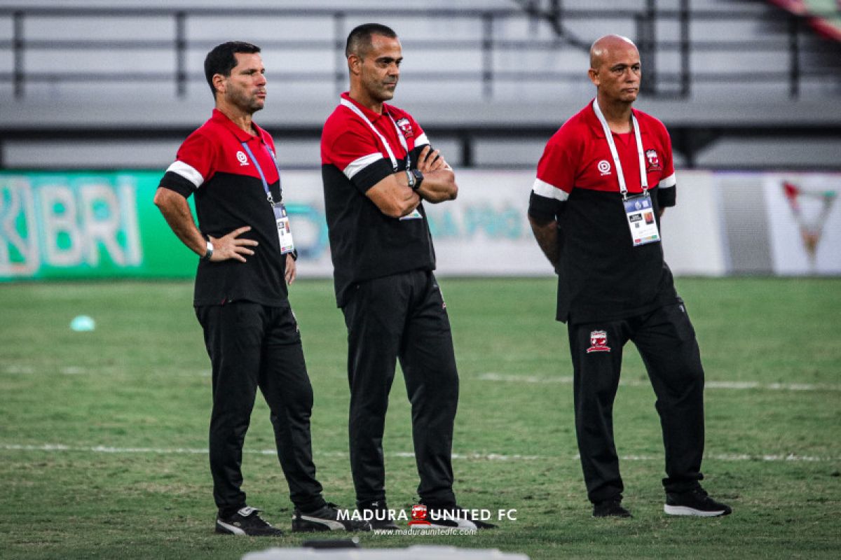 Pelatih Madura United perdalam pemahaman karakter pemain baru
