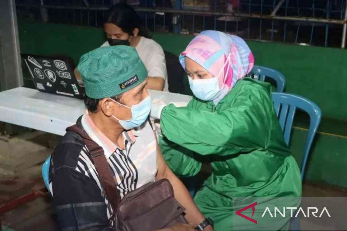 Satgas COVID-19 Bekasi targetkan 30 persen vaksinasi 'booster' jelang mudik