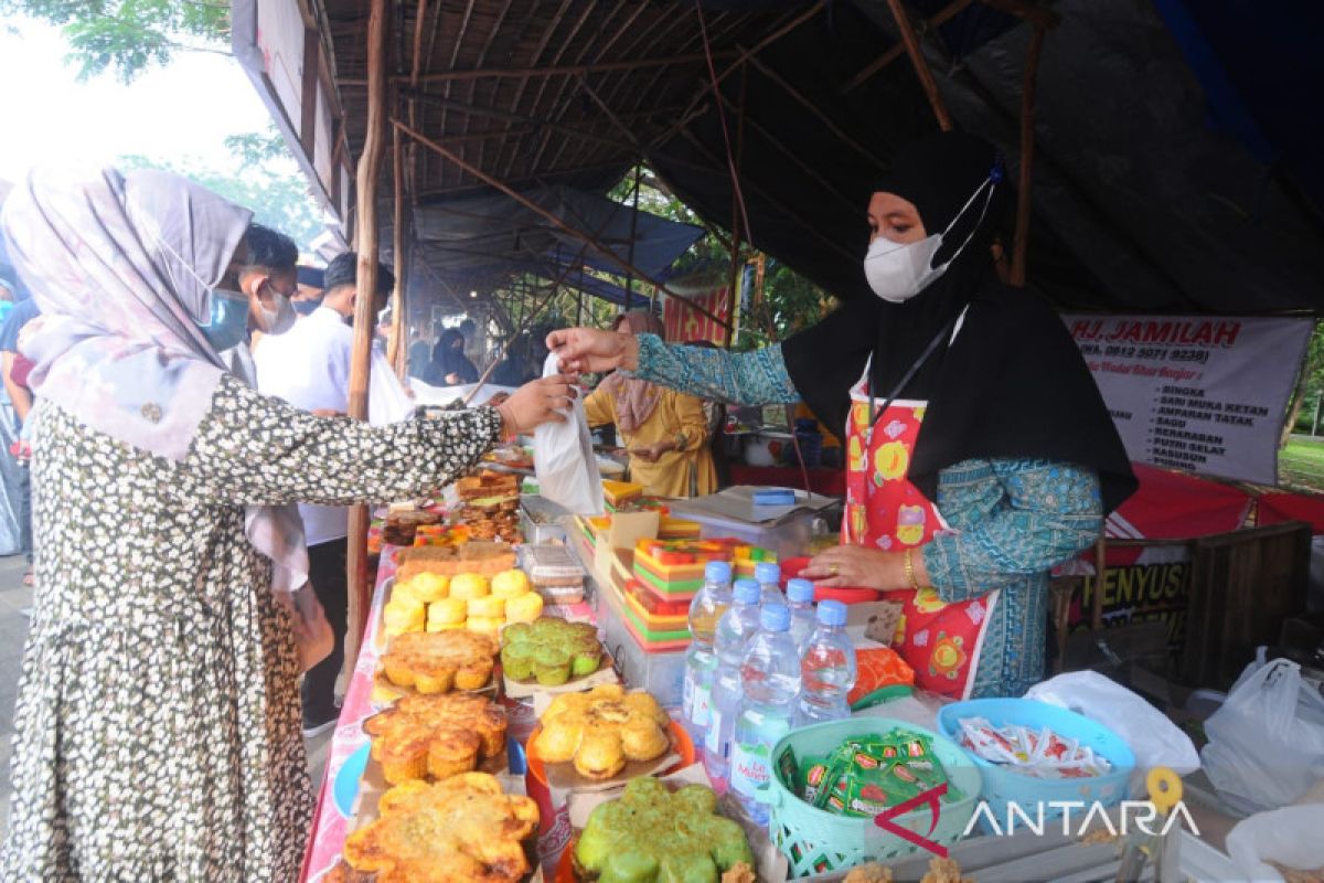 Pasar Wadai Ramadhan jadi momentum gelorakan wisata halal food di Banjarmasin