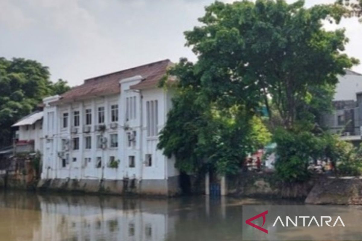 Anies tetapkan empat bangunan cagar budaya