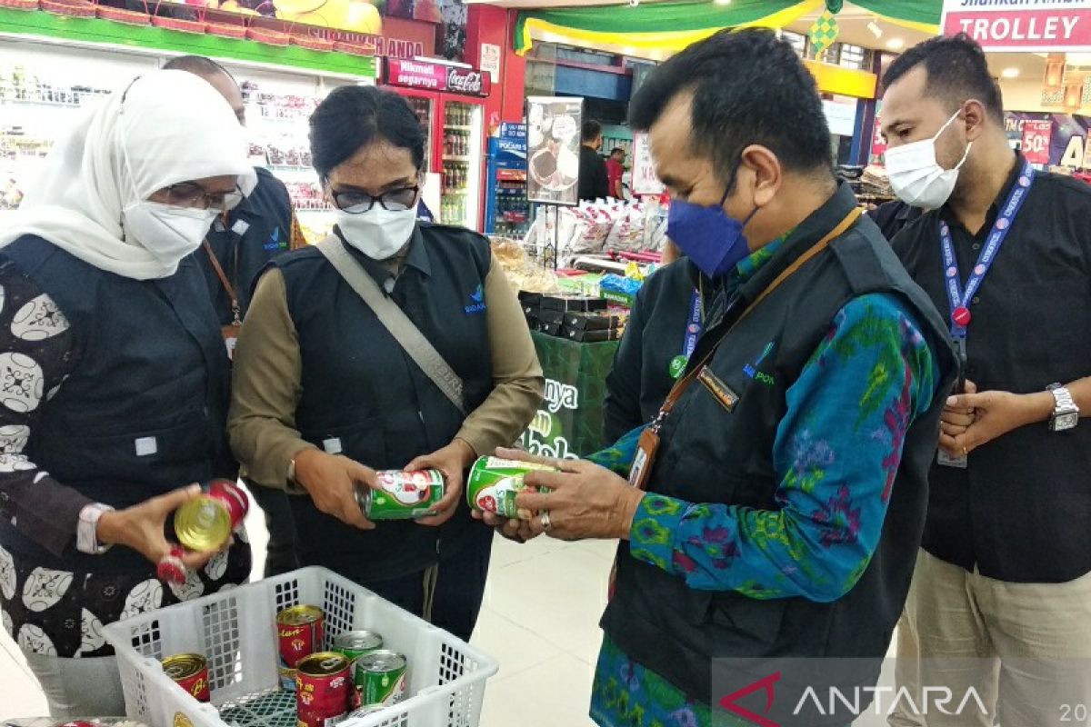 BBPOM temukan makanan kemasan rusak saat sidak di Supermarket Suzuya Tanjung Morawa