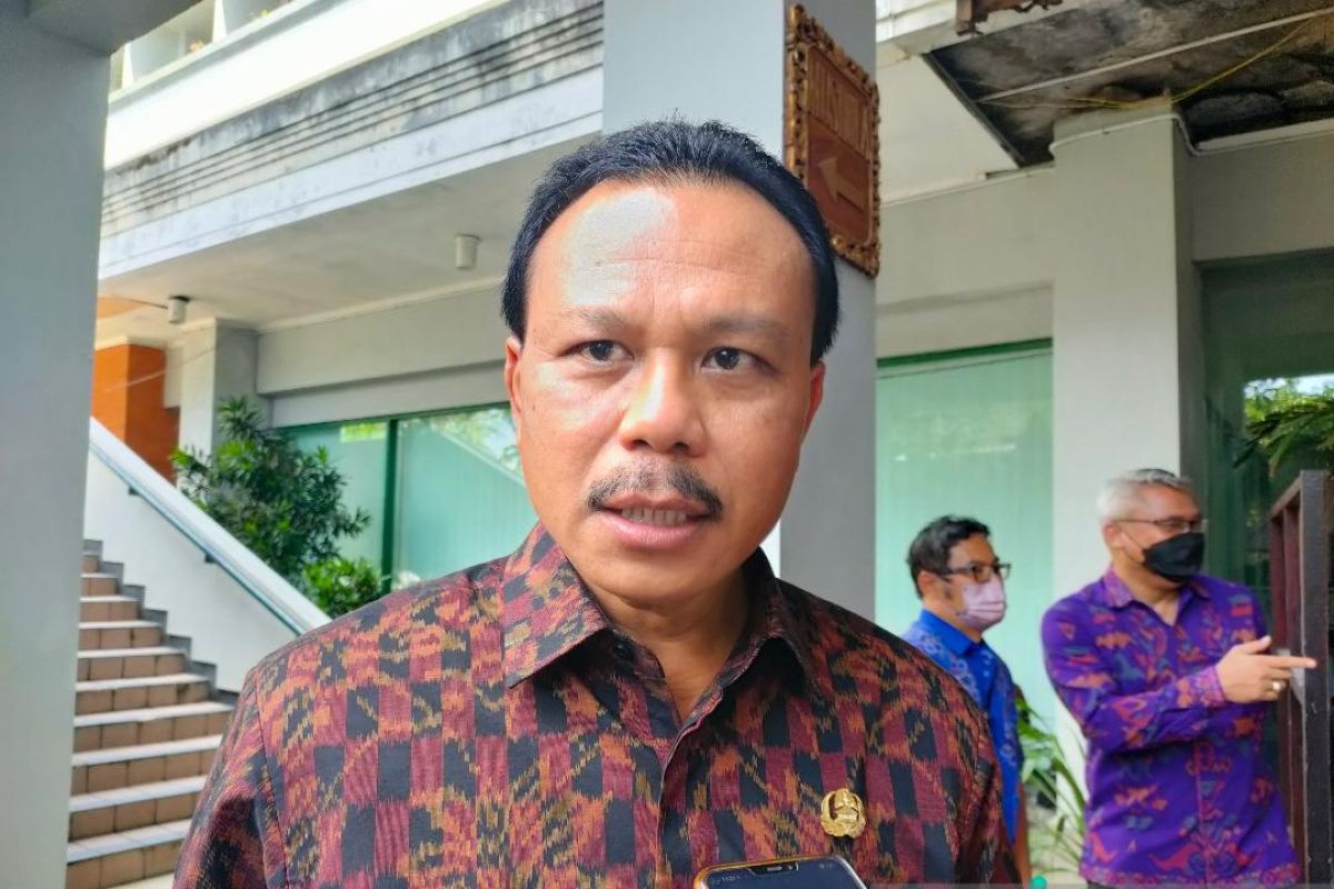 Bali targetkan  vaksinasi penguat capai 100 persen secepatnya