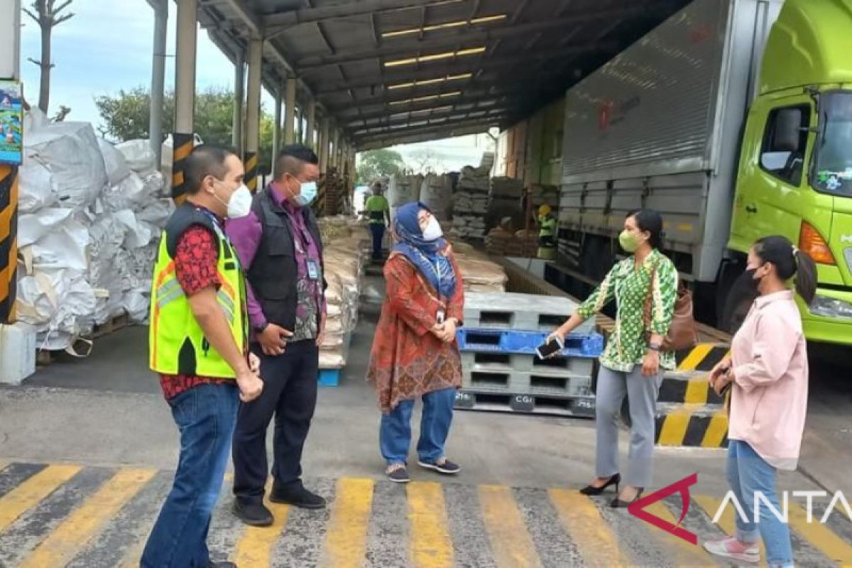 Imigrasi Maumere validasi keabsahan PT. Cheetam Garam Indonesia
