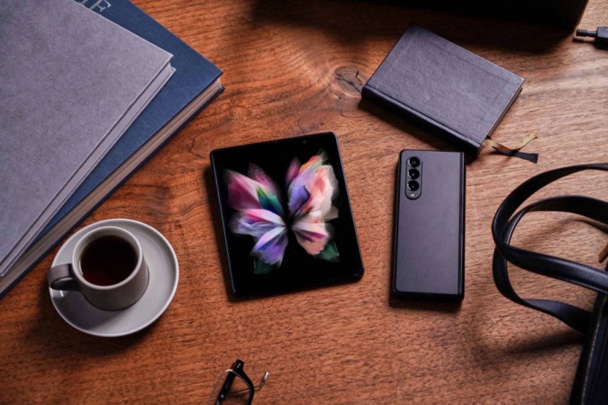 Galaxy Z Fold 4 bakal adopsi kamera dari Galaxy S22