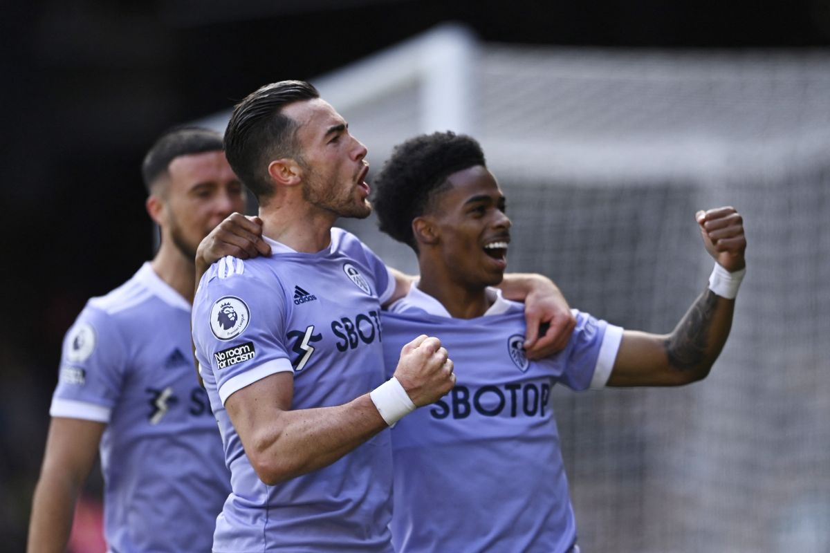 Leeds mengikis asa Watford bertahan di Liga Premier setelah menang 3-0