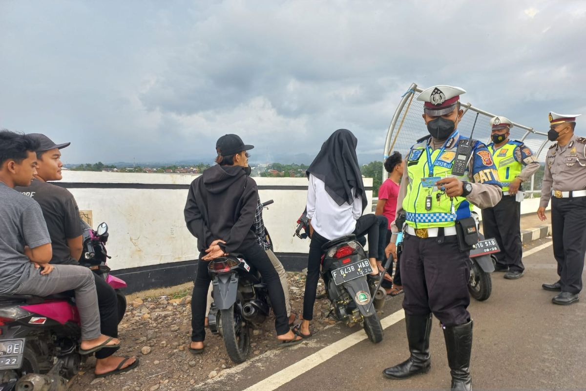 Polres Sukabumi Kota jaring belasan pelaku balap liar