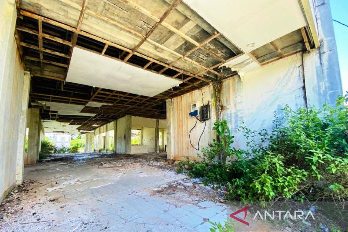 Gedung terminal di Nagan Raya Aceh mubazir