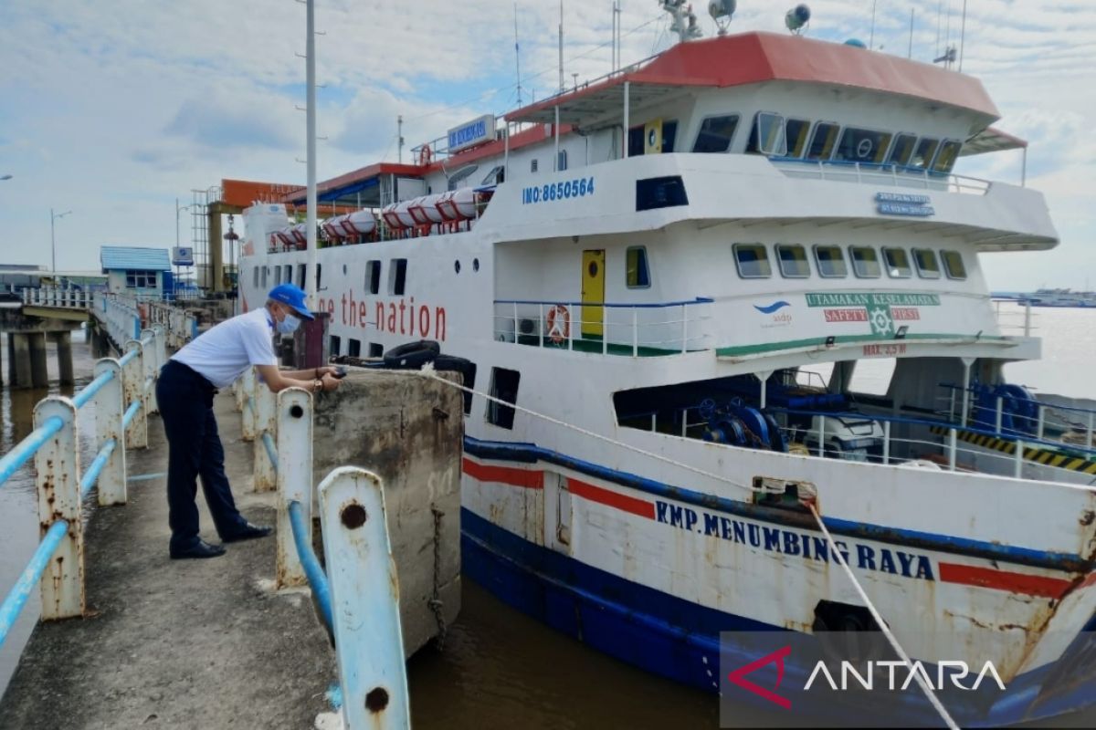 Kapal penyebrangan Pelabuhan TAA-Tanjung Kalian  dipastikan aman