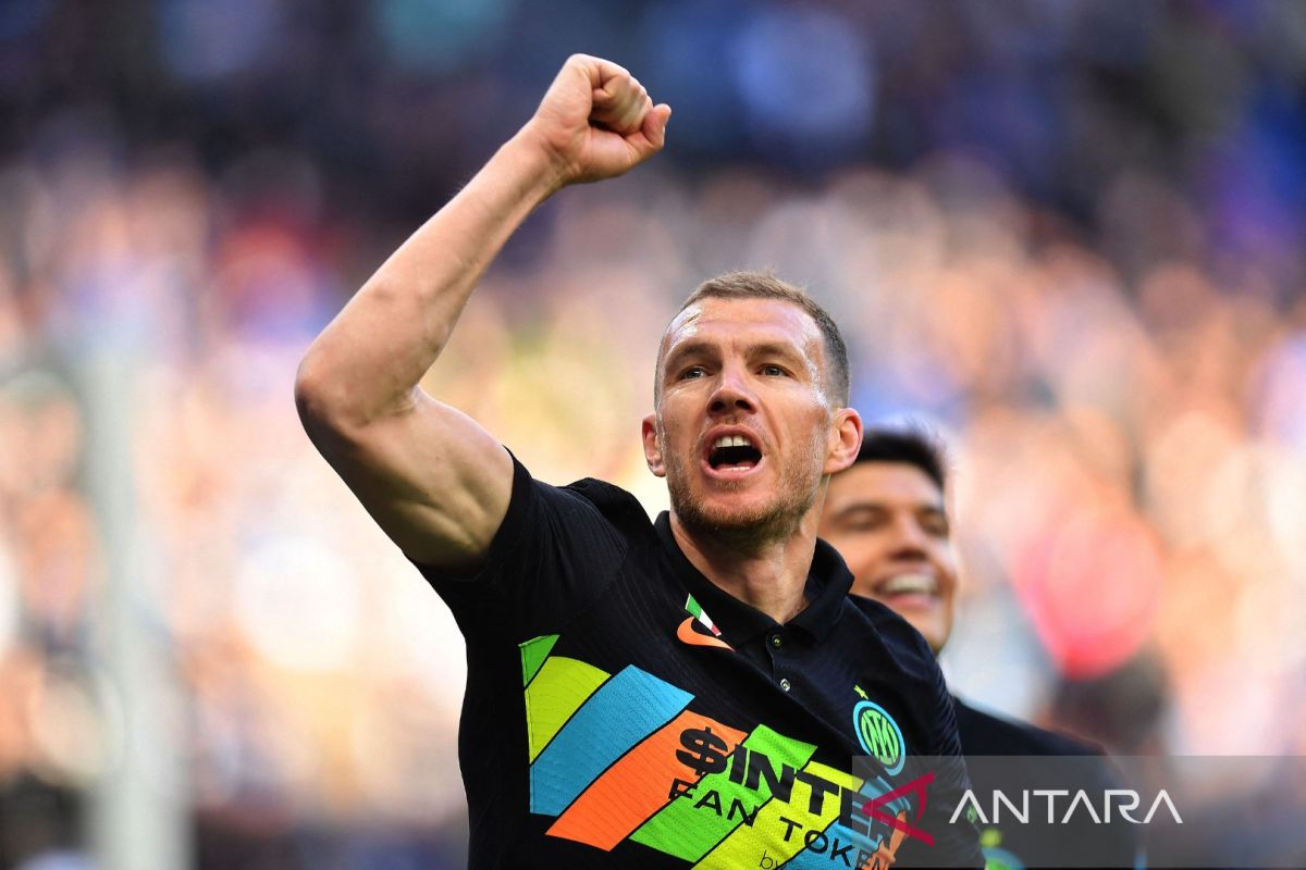 Liga Italia: Edin Dzeko tolak tawaran Juventus