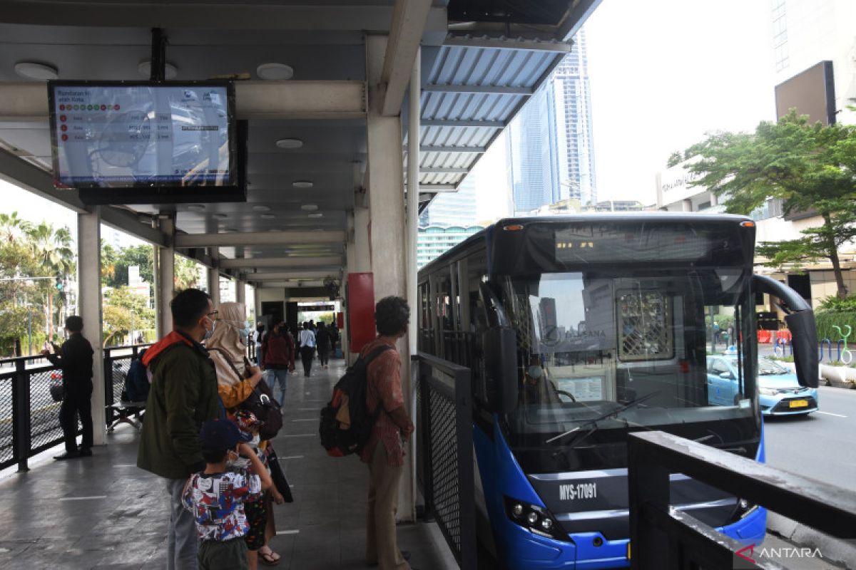 Demo mahasiswa, TransJakarta tak ubah rute dan beroperasi normal