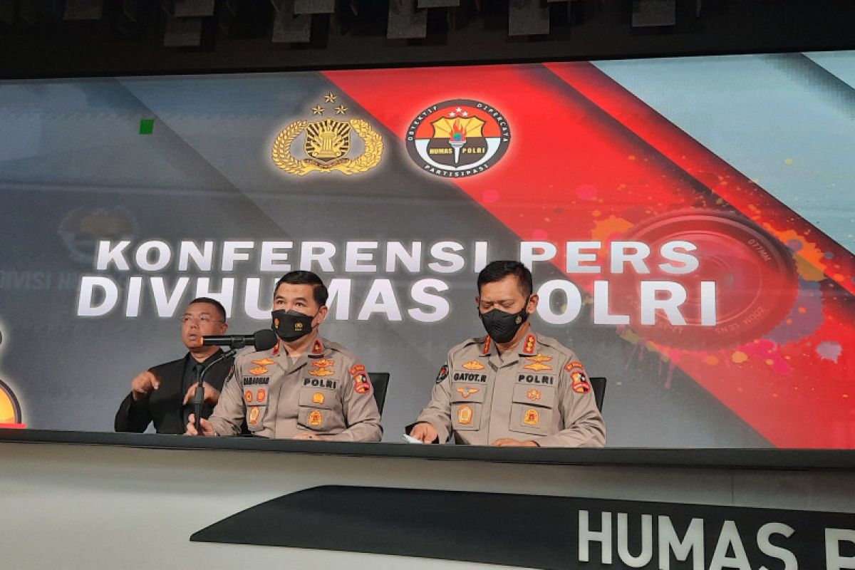 Polisi ajukan pencekalan pacar, ayah pacar, dan adik Indra Kenz