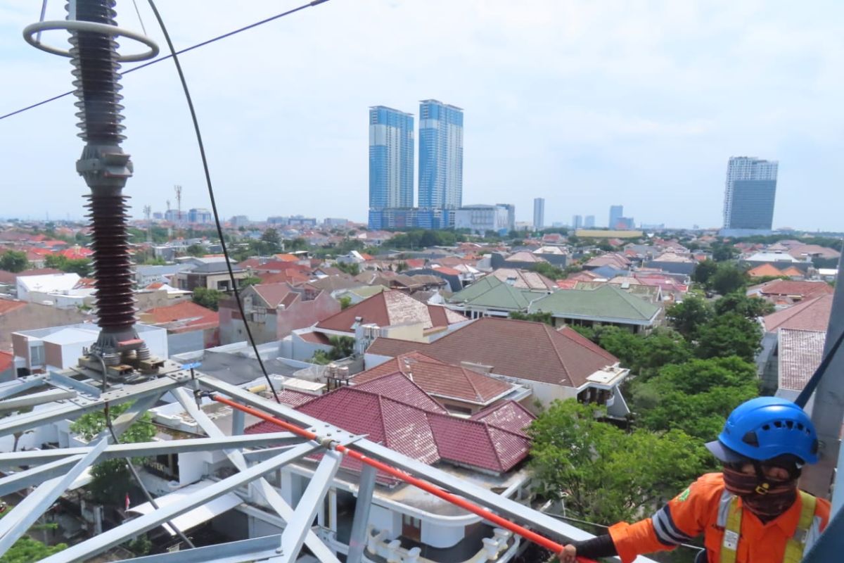 Pemakaian naik, PLN lakukan pencegahan pemadaman listrik di Madura