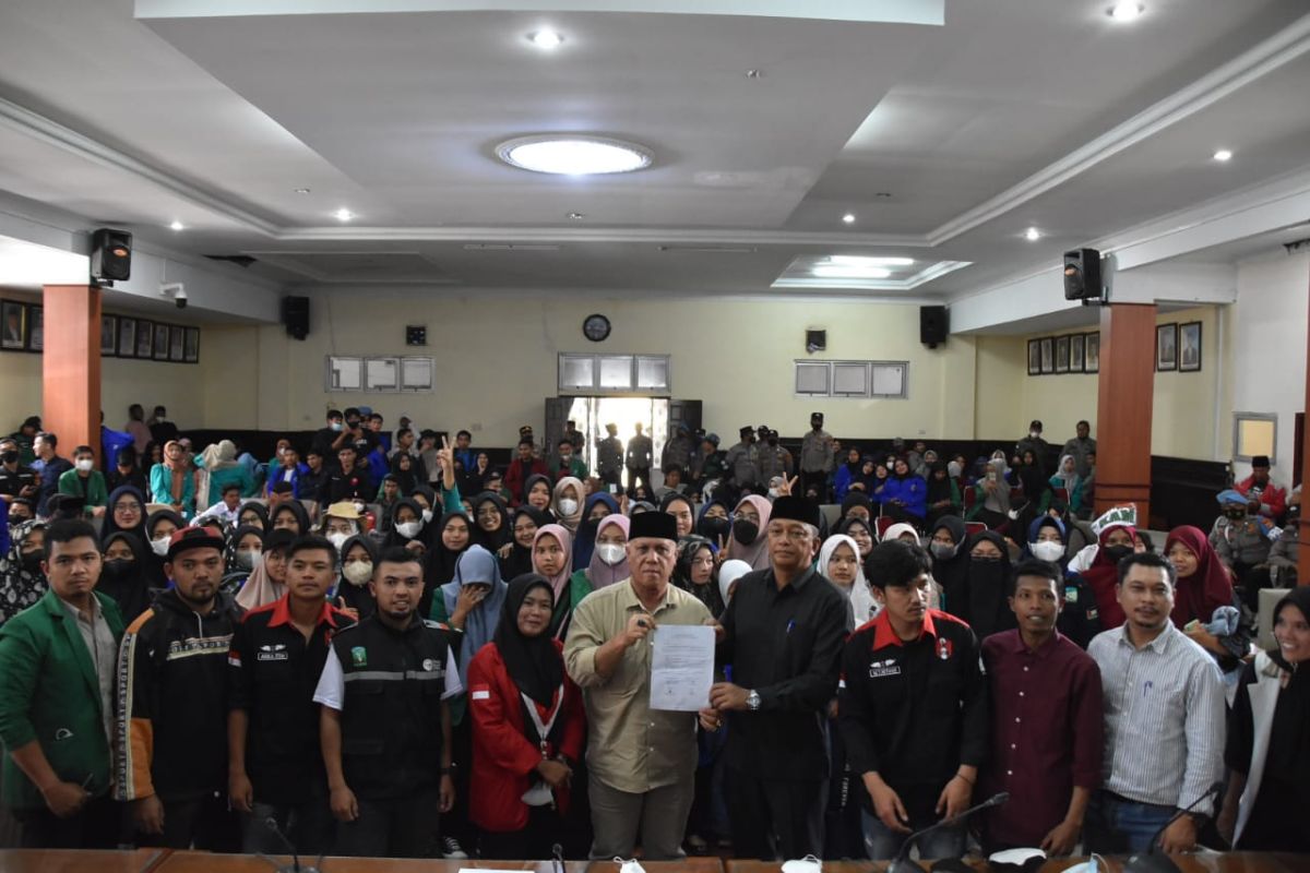 Ini lima poin tuntutan mahasiswa dalam aksi demo di DPRK Aceh Tengah