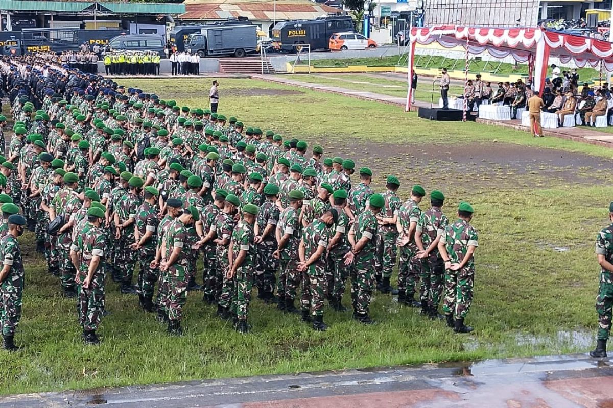 TNI/Polri menyiagakan personel antisipasi aksi massa di Ternate