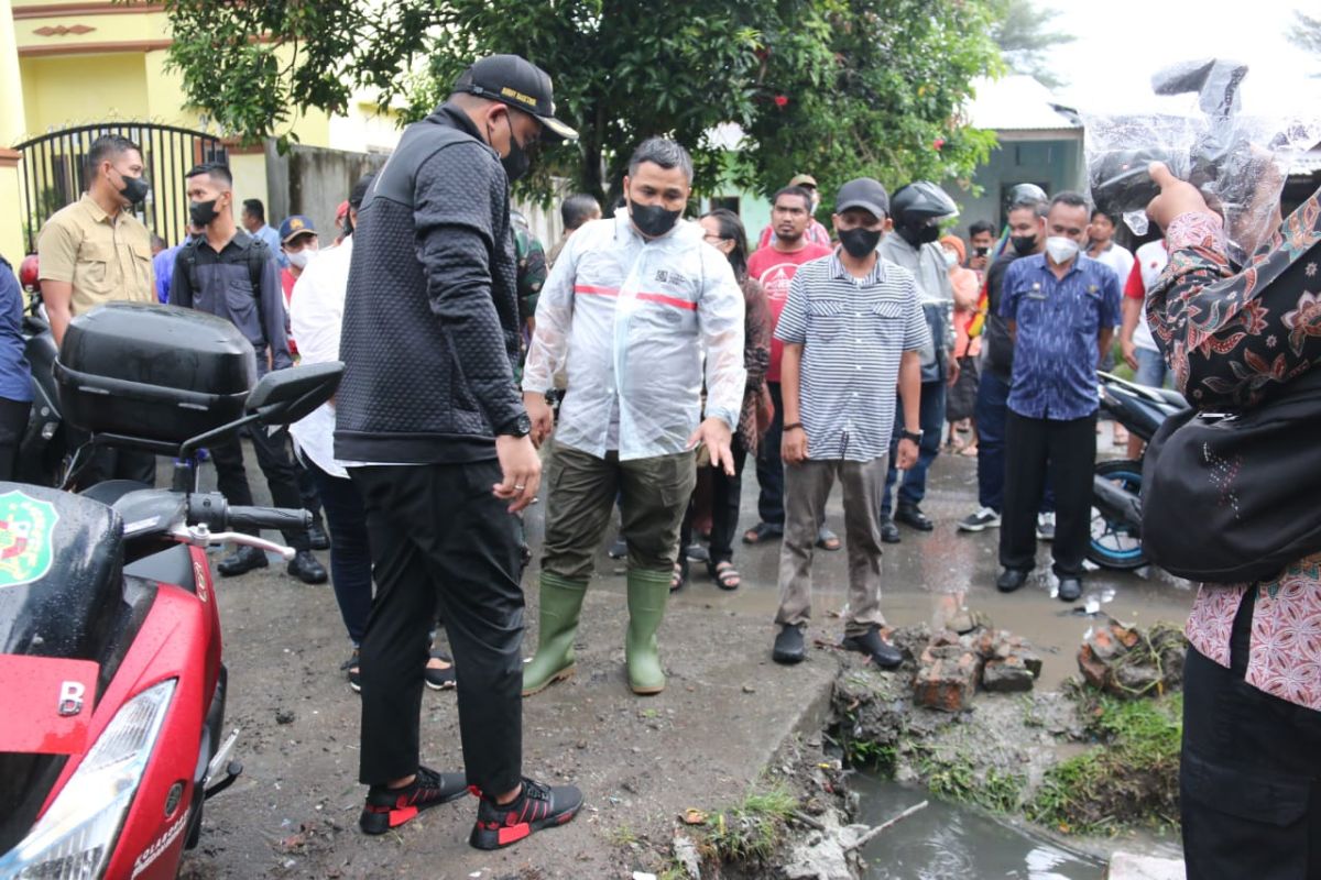 Wali Kota Medan instruksikan normalisasi parit guna atasi banjir