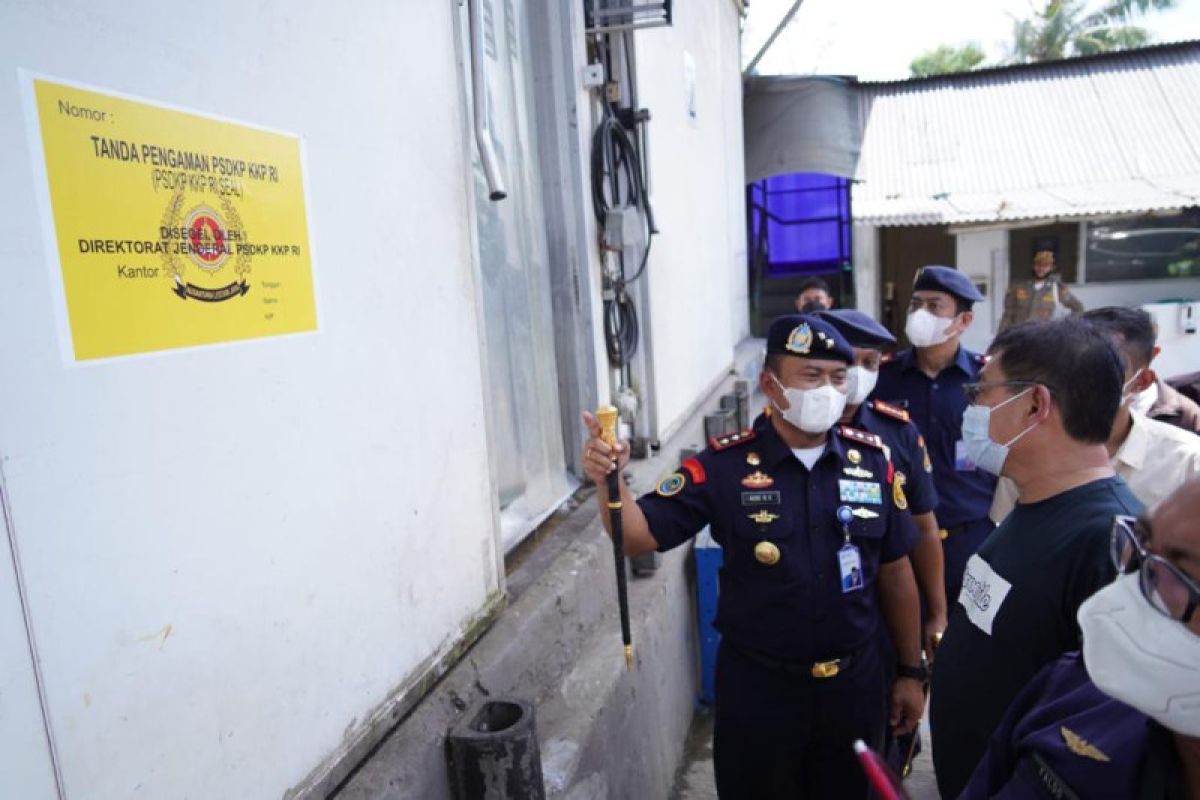 KKP segel usaha pengolahan ikan di Muara Baru Jakarta agar tidak cemari lingkungan