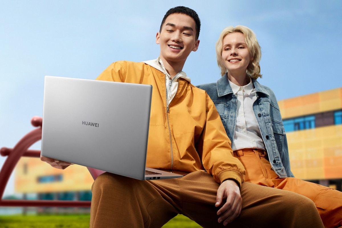 Huawei hadirkan MateBook D14 dan D15 dukung skenario "smart office"